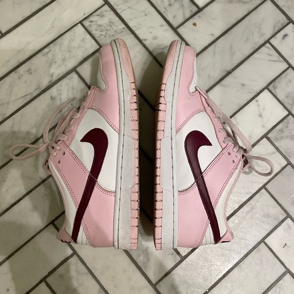 Nike DUNK LOW GS 'PINK FOAM' Beetroot 6Y US 8 Djerf - Picture 2 of 6